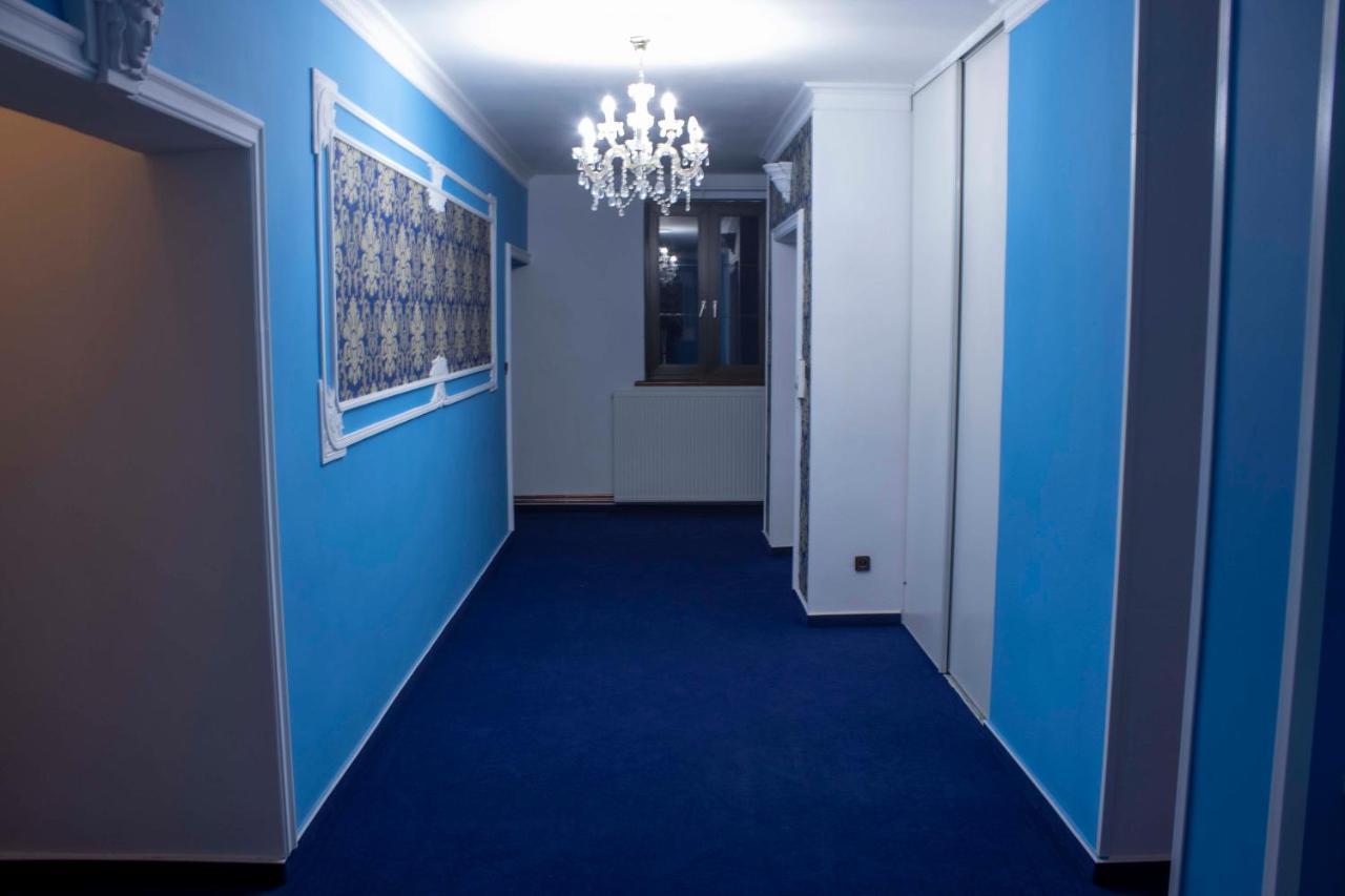 Отель Waldhof Jirikov  Экстерьер фото